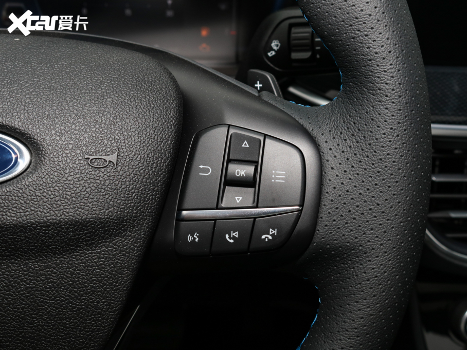 2022˹  EcoBoost 180 ԄS