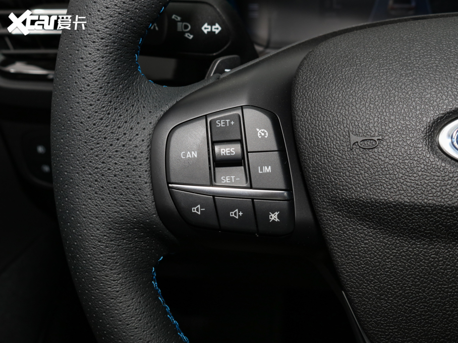 2022˹  EcoBoost 180 ԄS