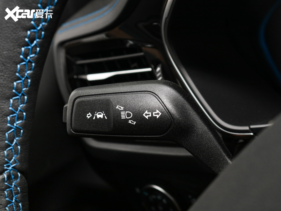 2022˹  EcoBoost 180 Ԅ(dng)S