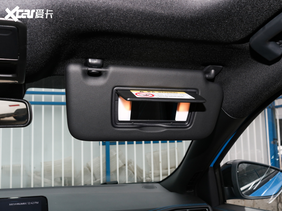 2022˹  EcoBoost 180 ԄS