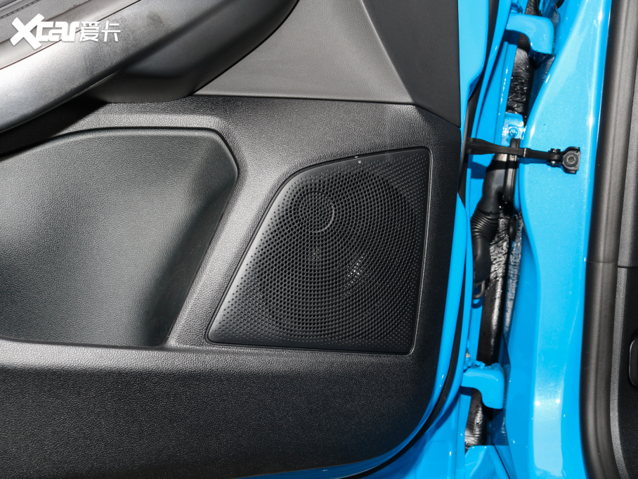 2022˹  EcoBoost 180 ԄS