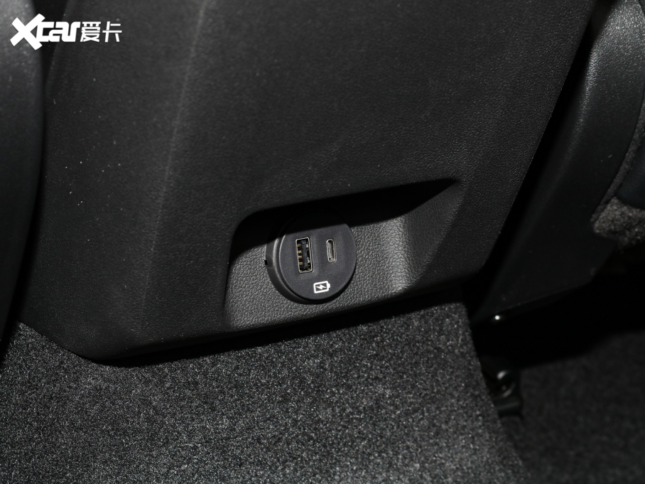 2022˹  EcoBoost 180 ԄS