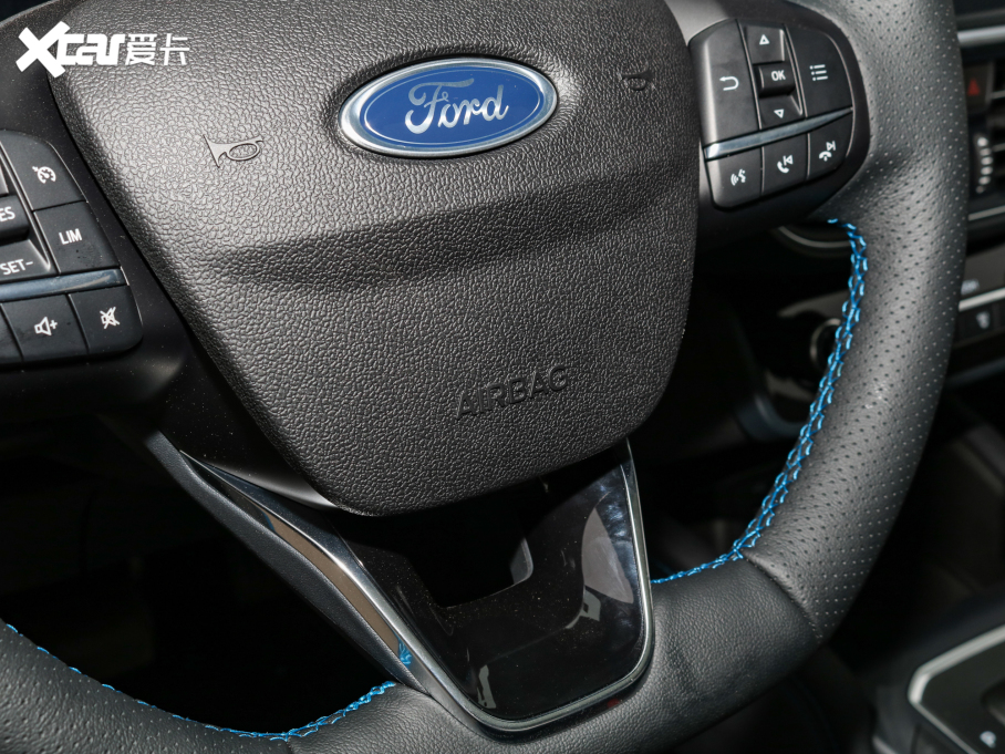 2022˹  EcoBoost 180 ԄS