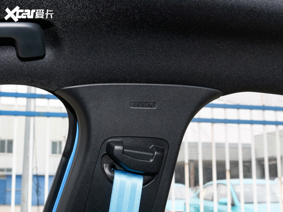 2022˹  EcoBoost 180 ԄS