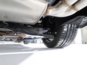 2022 EcoBoost 180 ԄST Line ^