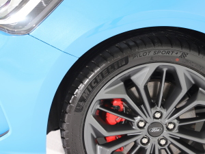 2022 EcoBoost 180 ԄST Line ݆̥Ʒ