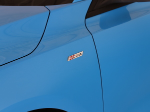 2022 EcoBoost 180 ԄST Line ^