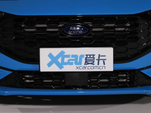 2022 EcoBoost 180 ԄST Line ^