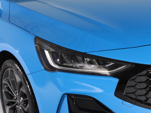 2022 EcoBoost 180 ԄST Line ^