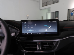 2022 EcoBoost 180 ԄST Line п؅^