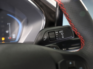 2022 EcoBoost 180 ԄST Line п؅^