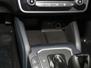 2022 EcoBoost 180 ԄS g