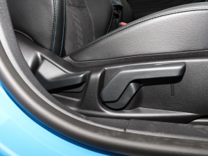 2022 EcoBoost 180 ԄS g