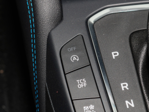 2022 EcoBoost 180 ԄS п؅^