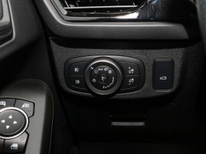 2022 EcoBoost 180 ԄS п؅^(q)