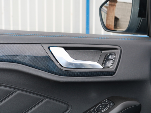 2022 EcoBoost 180 ԄS п؅^(q)