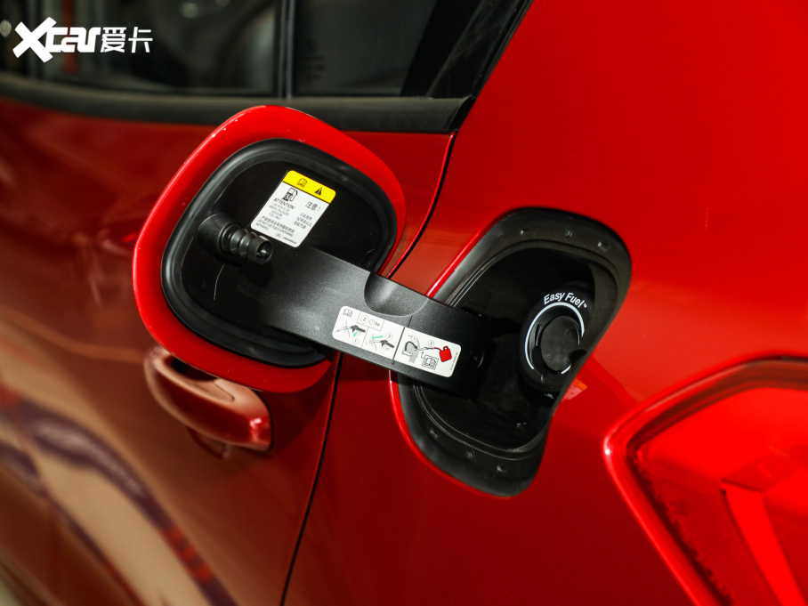 2022˹ Ɏ EcoBoost 180 ԄST Line