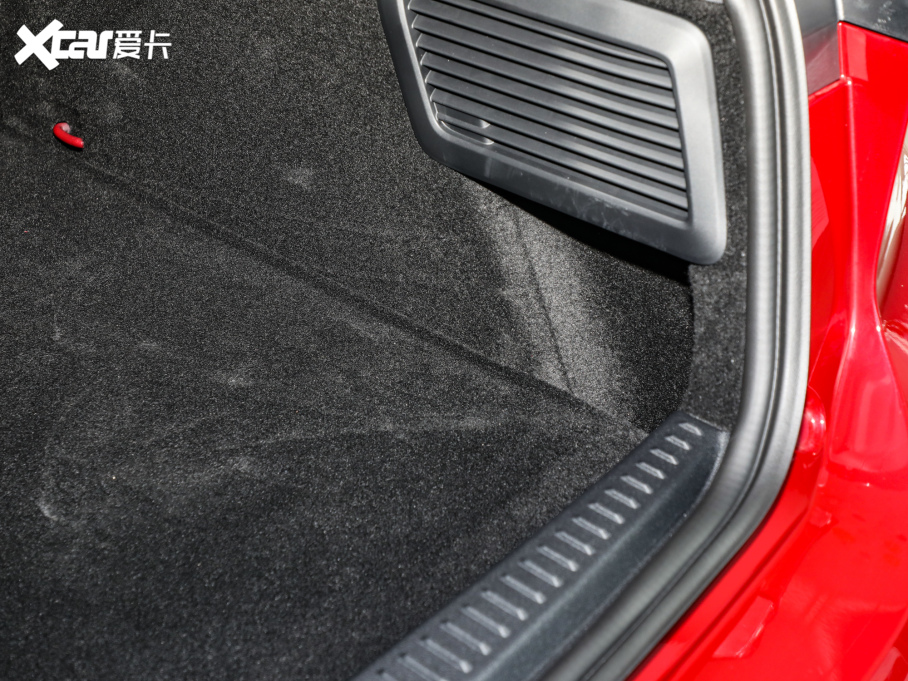 2022˹ Ɏ EcoBoost 180 ԄST Line