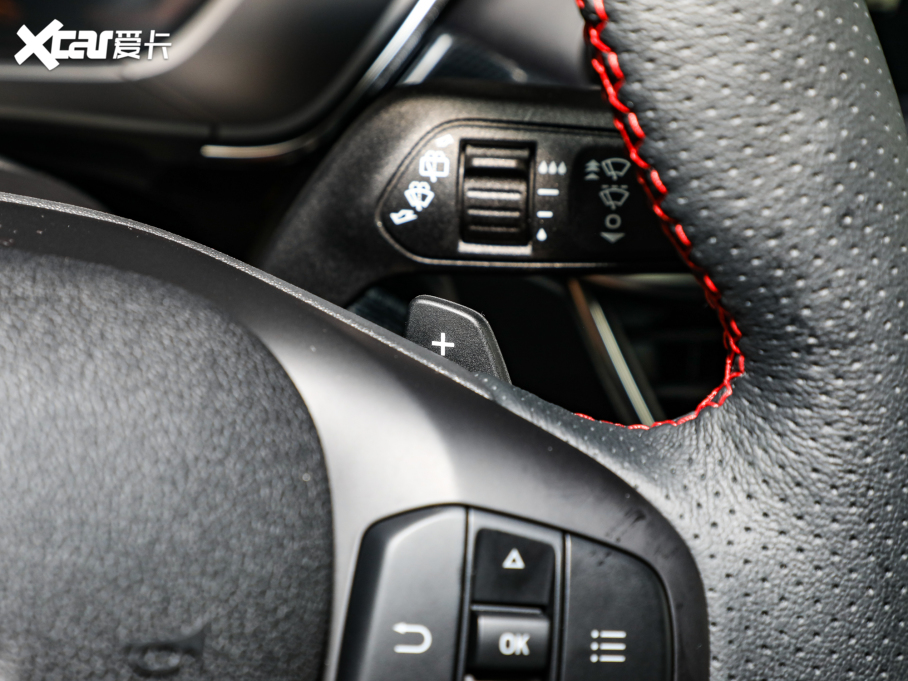 2022˹ Ɏ EcoBoost 180 ԄST Line