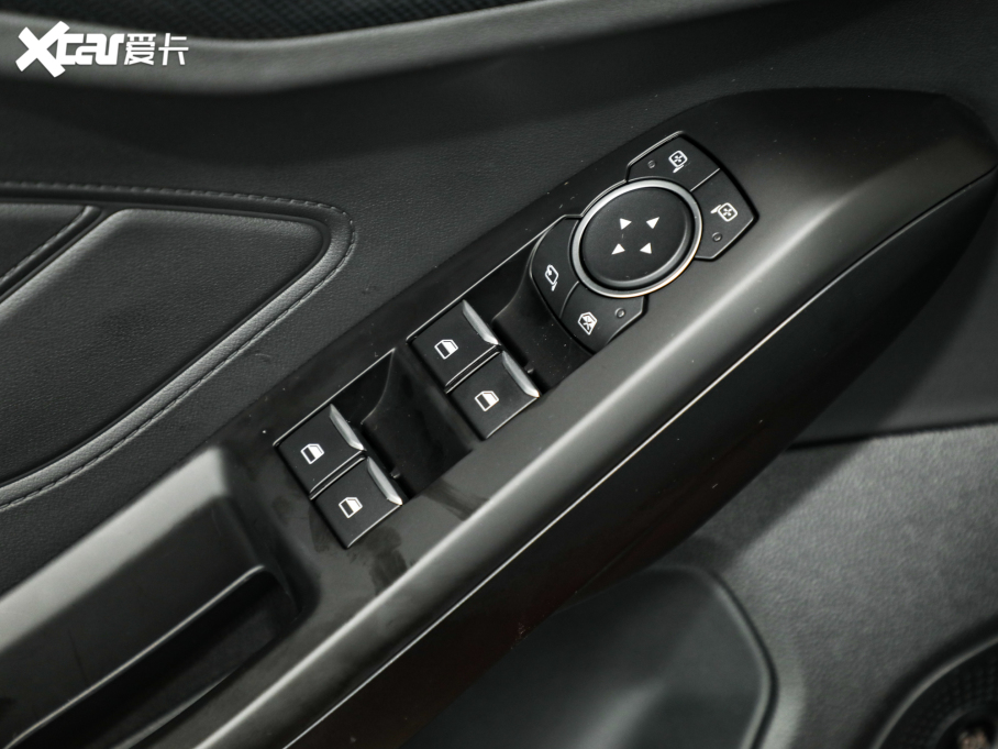 2022˹ Ɏ EcoBoost 180 ԄST Line