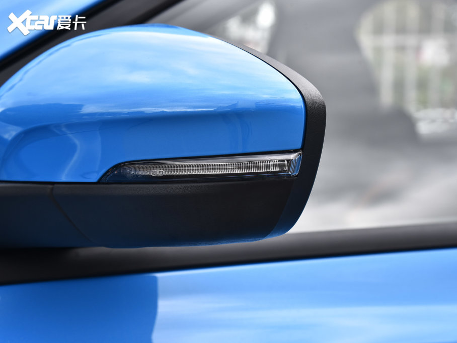 2022�����˹ �Ɏ� EcoBoost 180 �ԄӸ��ٰ�