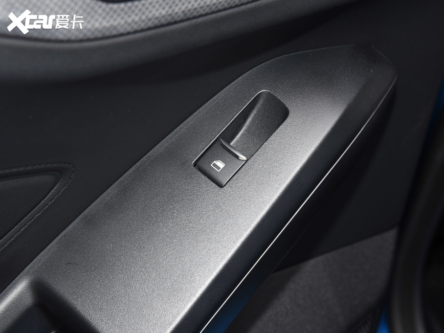 2022˹ Ɏ EcoBoost 180 ԄӸٰ