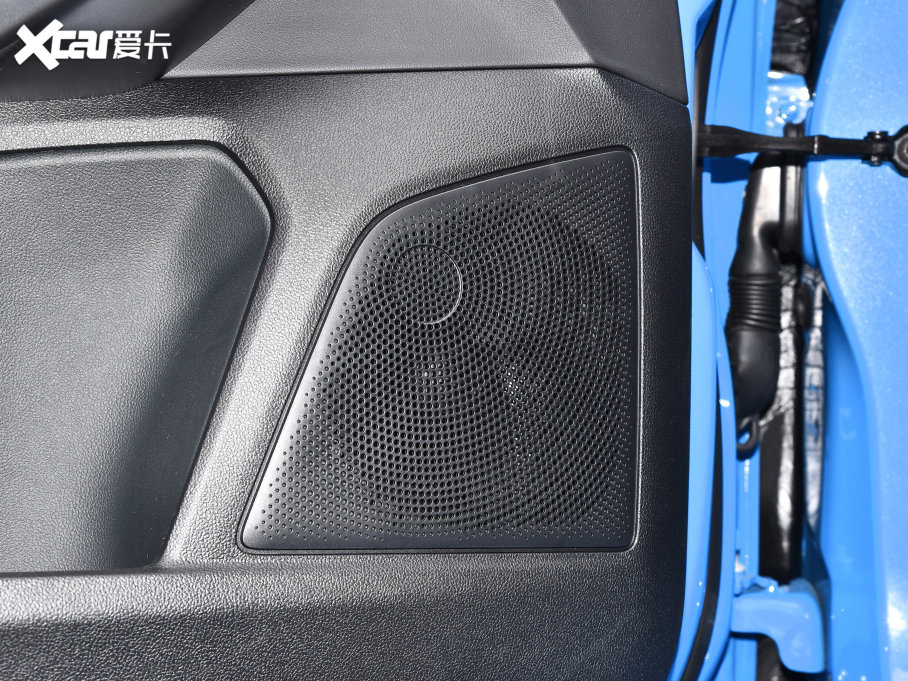 2022���˹ �Ɏ� EcoBoost 180 �ԄӸ��ٰ�