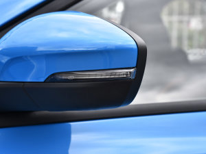 2022Ɏ EcoBoost 180 ԄӸٰ ^