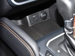 2022Ɏ EcoBoost 180 ԄӸٰ g