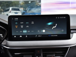 2022Ɏ EcoBoost 180 ԄӸٰ п؅^(q)