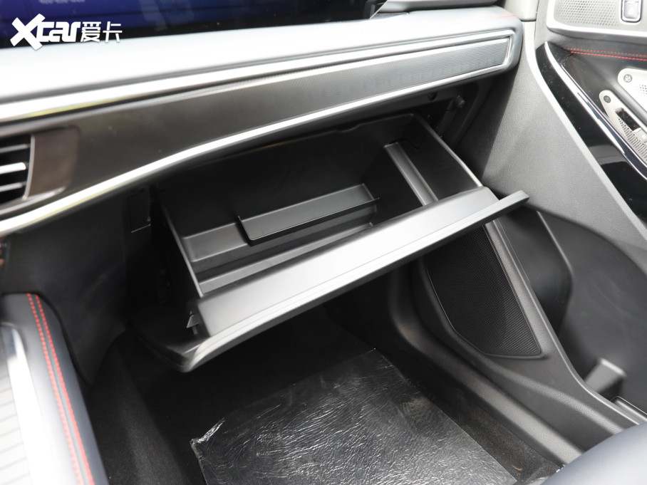 2023̽U EcoBoost 285 ST-LINE 6