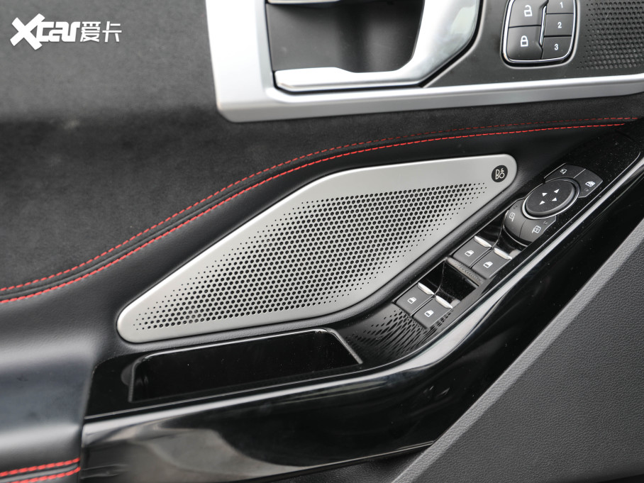 2023̽U EcoBoost 285 ST-LINE 6