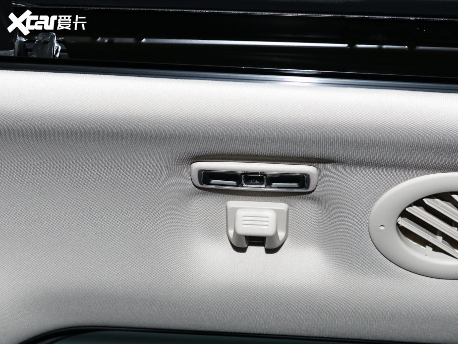 2023̽U EcoBoost 285 (q)L(fng)plus 7