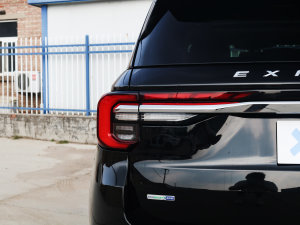 2023EcoBoost 285 (q)L(fng)plus 7 (x)(ji)^