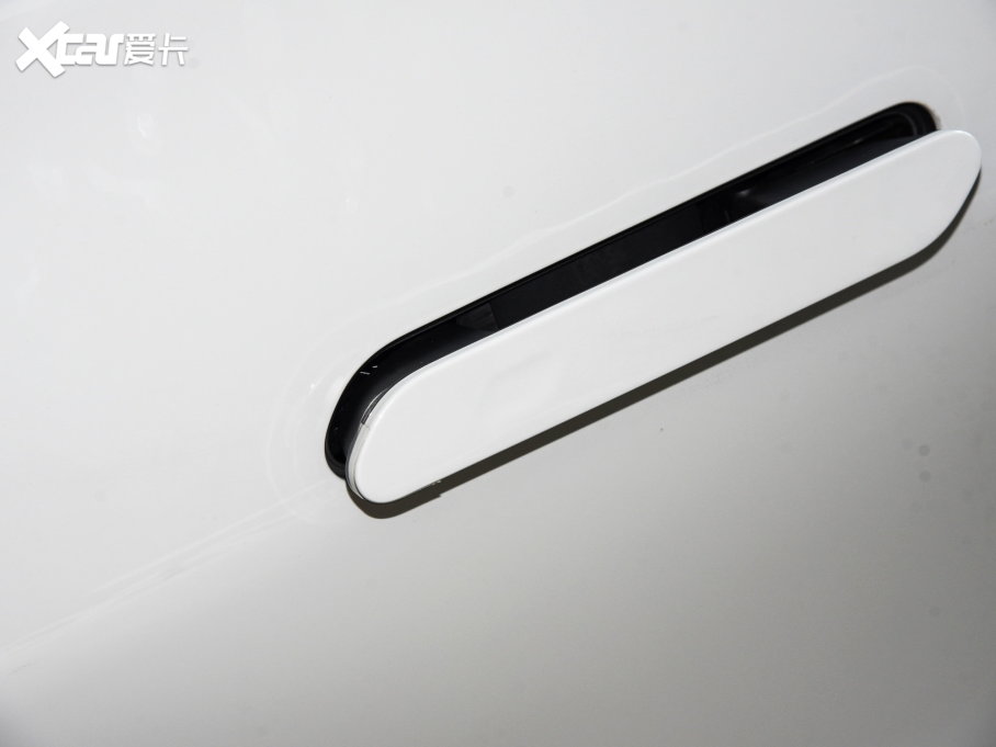 2023ɵϚW EcoBoost 180 A