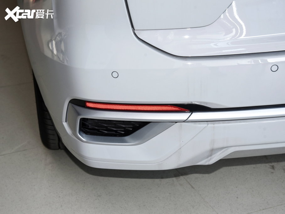 2023ɵϚW EcoBoost 180 A