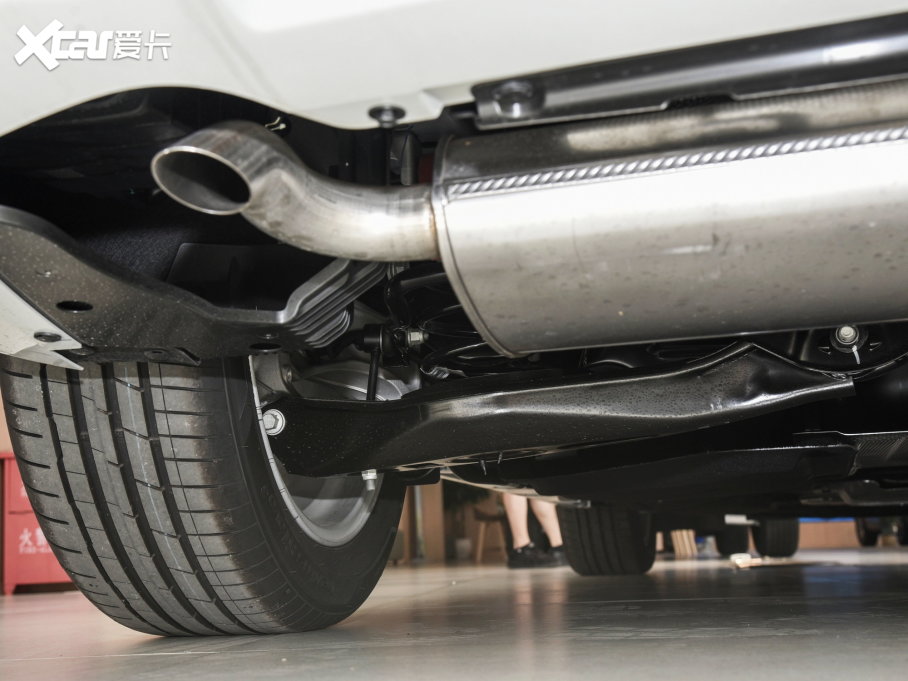 2023ɵϚW EcoBoost 180 A