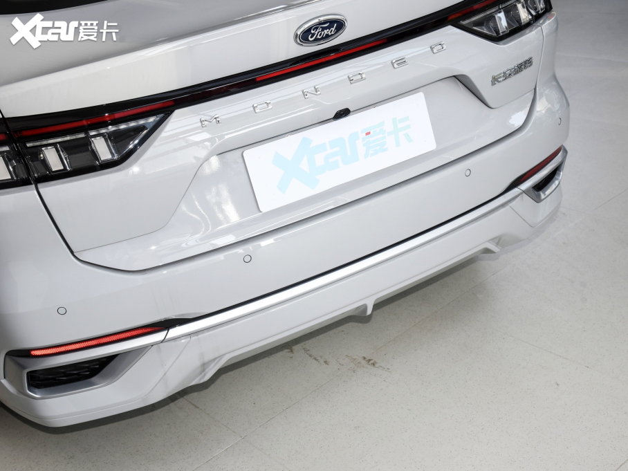 2023ɵϚW EcoBoost 180 A