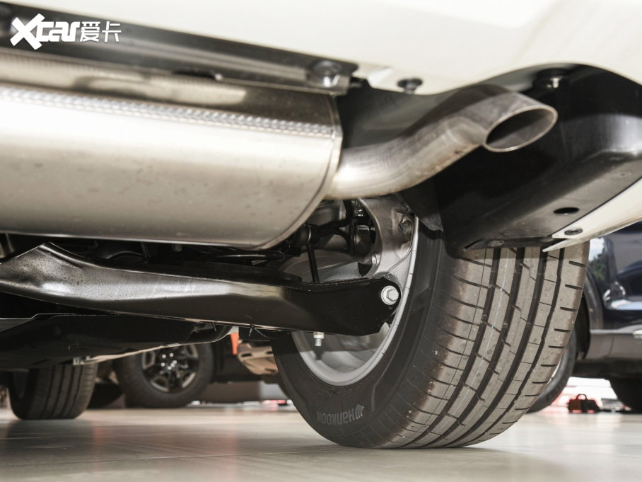 2023ɵϚW EcoBoost 180 A