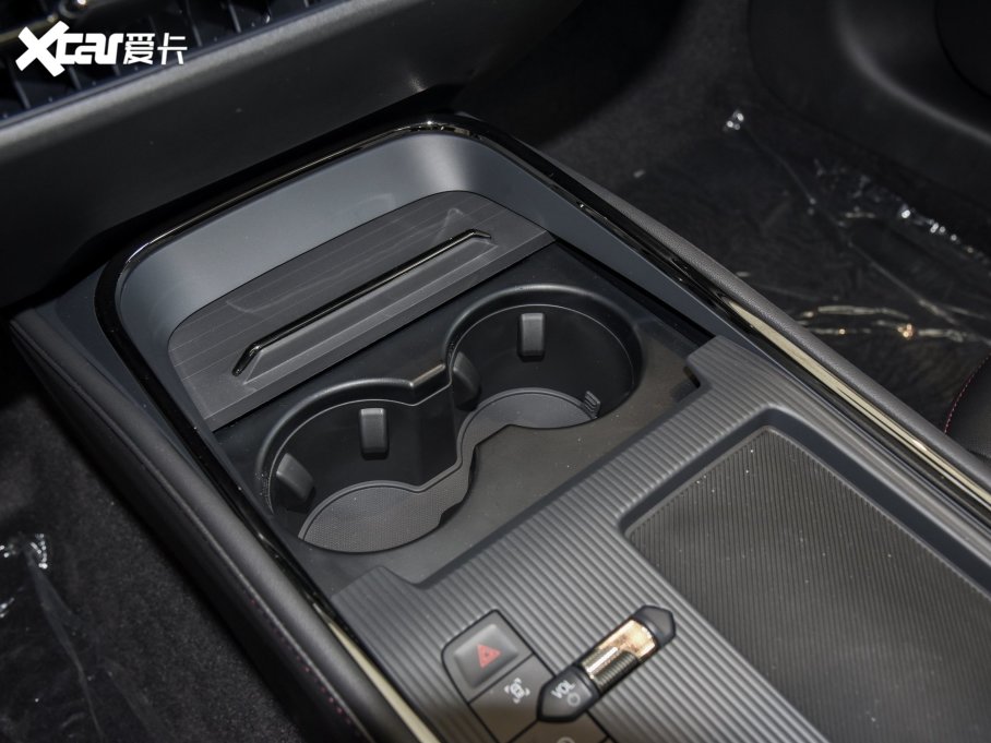 2023ɵϚW EcoBoost 180 A