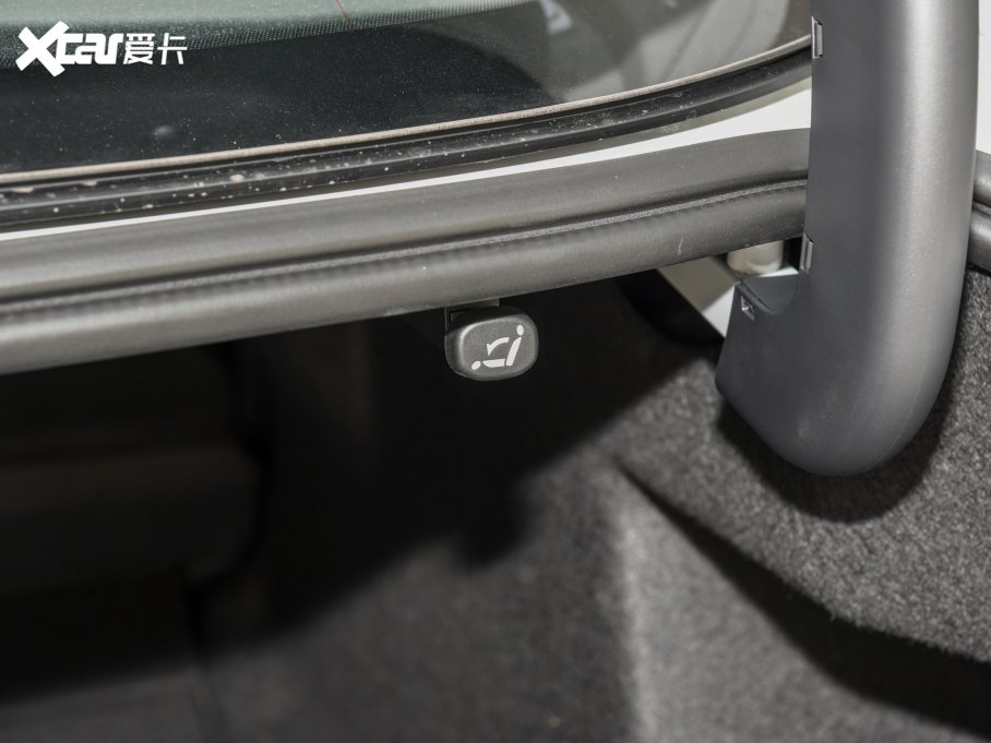 2023ɵϚW EcoBoost 180 A