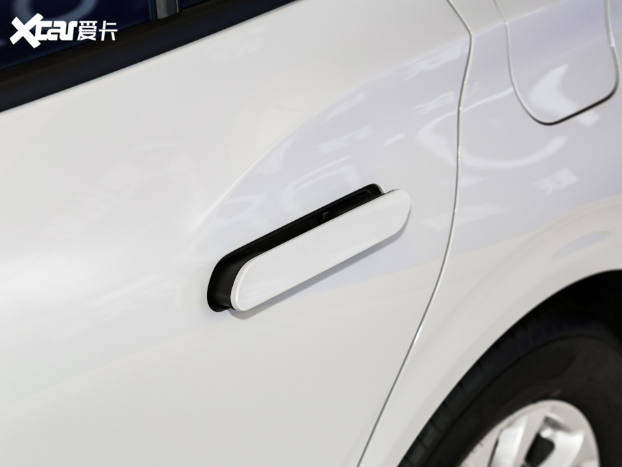 2023ɵϚW EcoBoost 180 