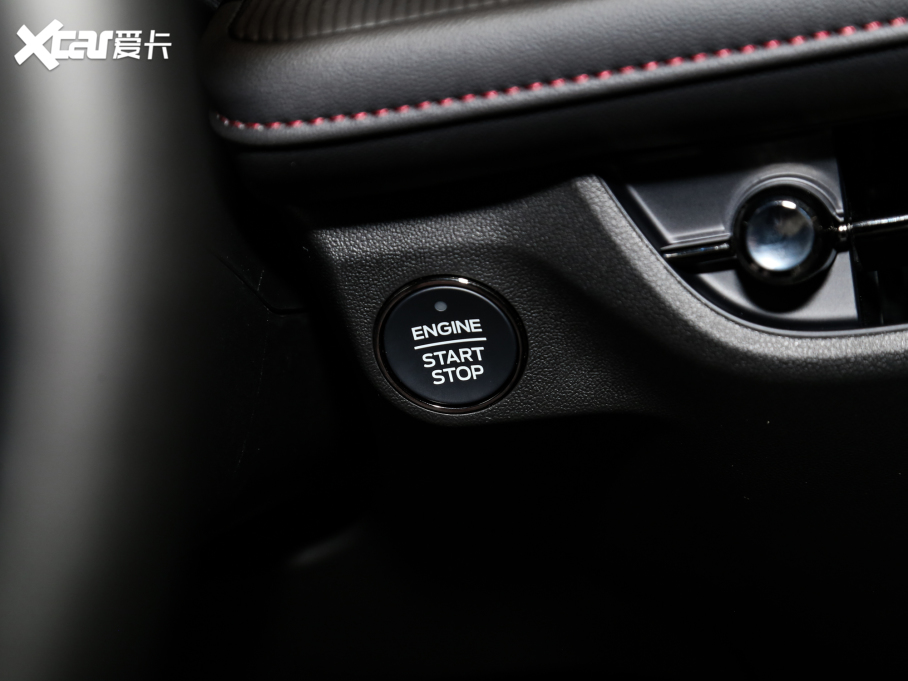 2023ɵϚW EcoBoost 180 