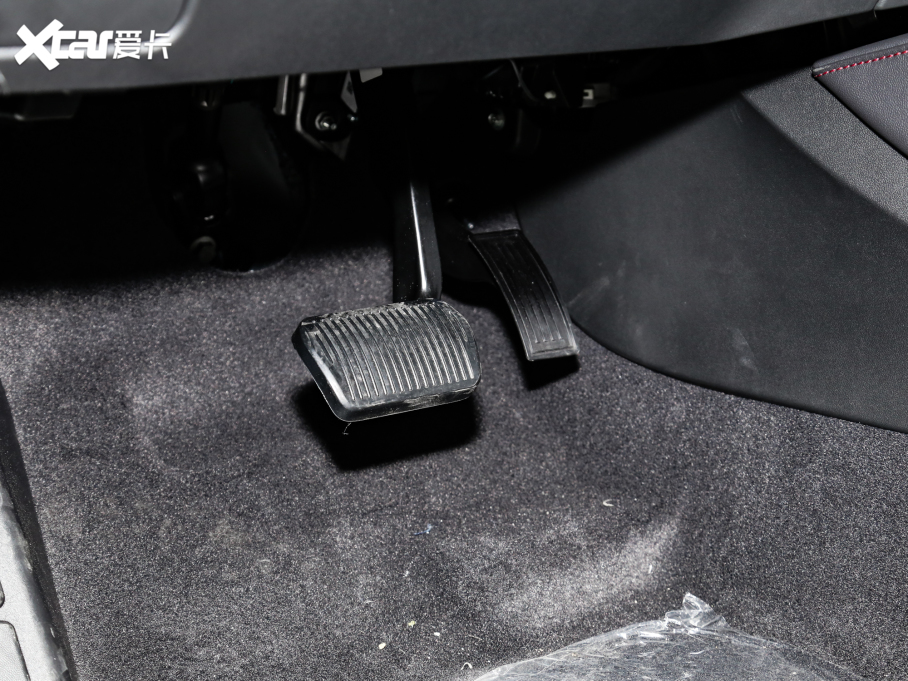 2023ɵϚW EcoBoost 180 