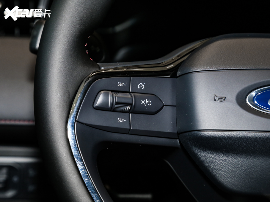 2023ɵϚW EcoBoost 180 