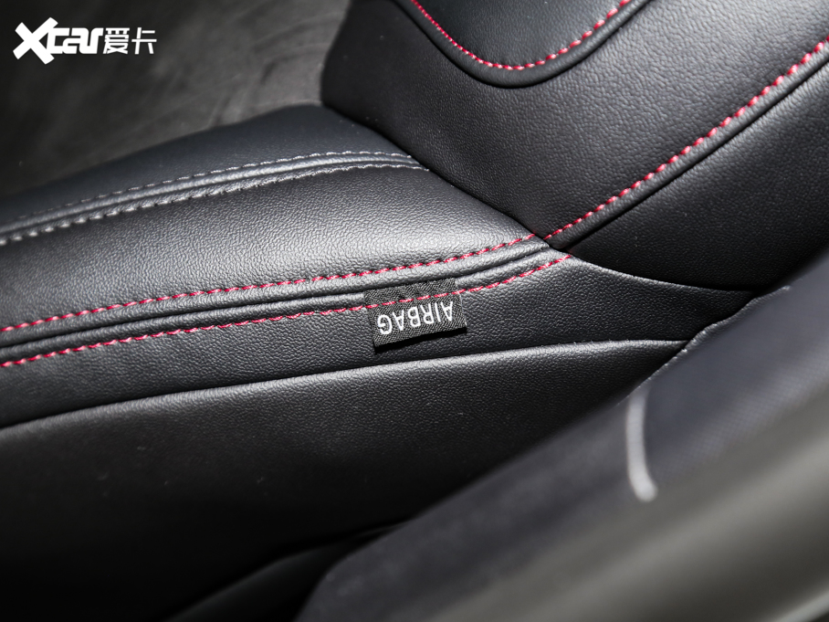 2023ɵϚW EcoBoost 180 