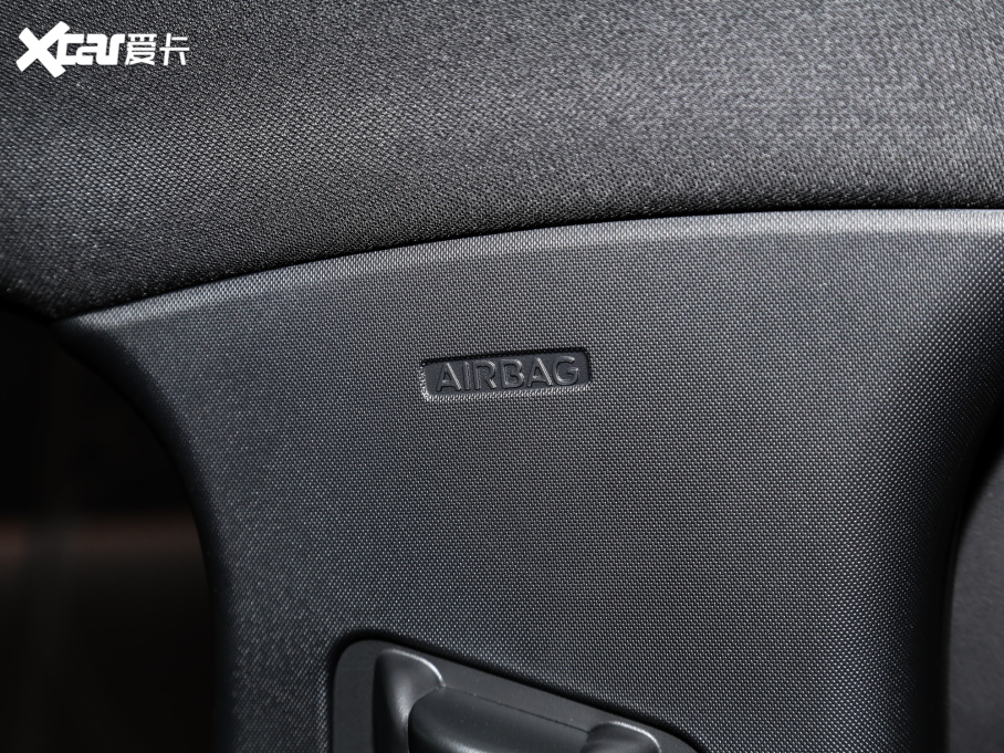 2023ɵϚW EcoBoost 180 