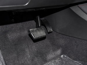 2023EcoBoost 180 A п؅^