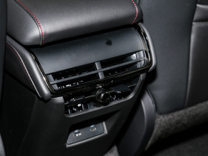 2023EcoBoost 180  п؅^