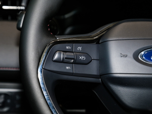 2023款EcoBoost 180 舒雅型 中控区
